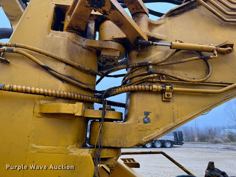 image for item JU9748 1979 John Deere 762  elevating scraper