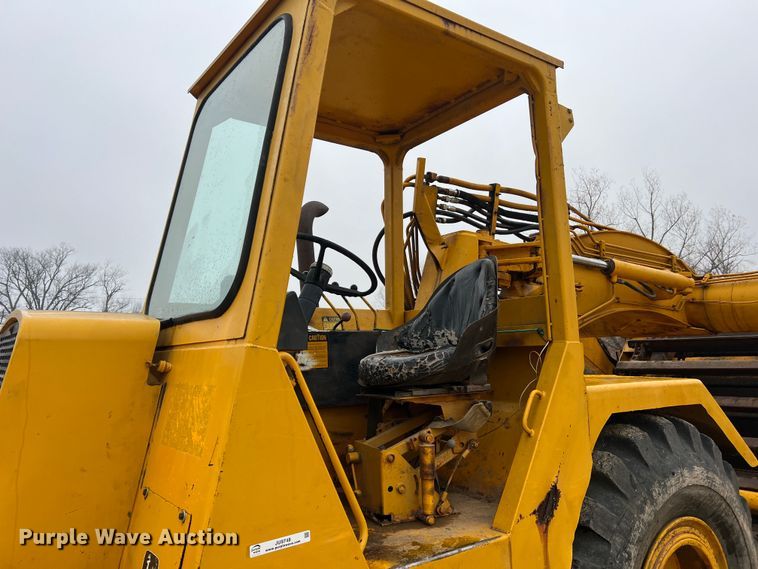 image for item JU9748 1979 John Deere 762  elevating scraper