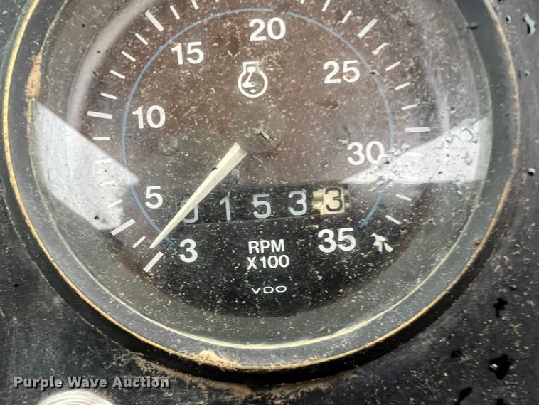 image for item JU9748 1979 John Deere 762  elevating scraper