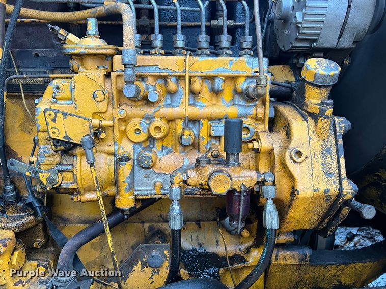 image for item JU9748 1979 John Deere 762  elevating scraper