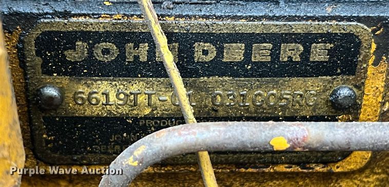 image for item JU9748 1979 John Deere 762  elevating scraper