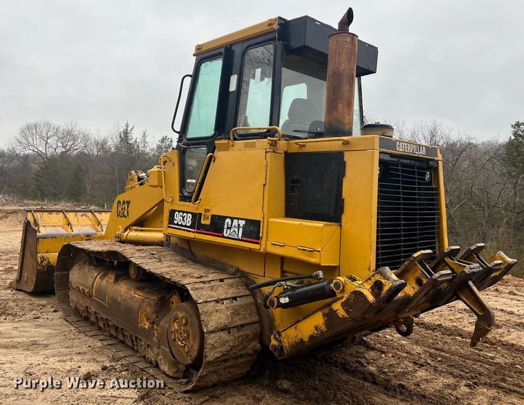 image for item JU9754 1997 Caterpillar 963B  track loader
