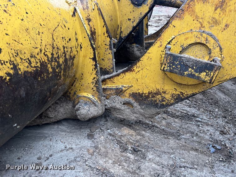 image for item JU9754 1997 Caterpillar 963B  track loader