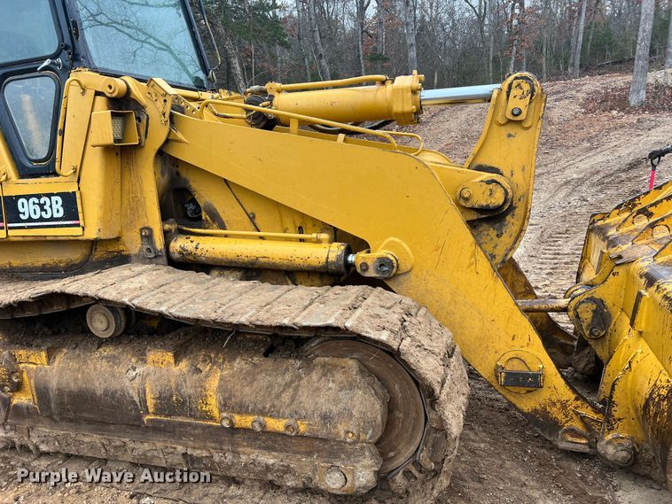 image for item JU9754 1997 Caterpillar 963B  track loader