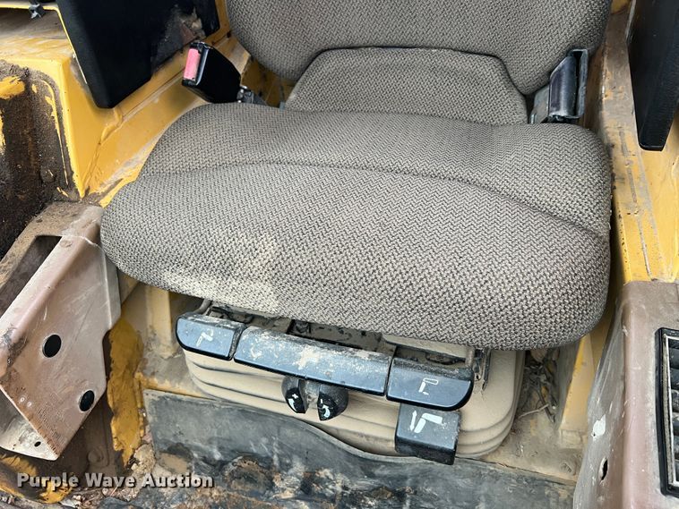 image for item JU9754 1997 Caterpillar 963B  track loader