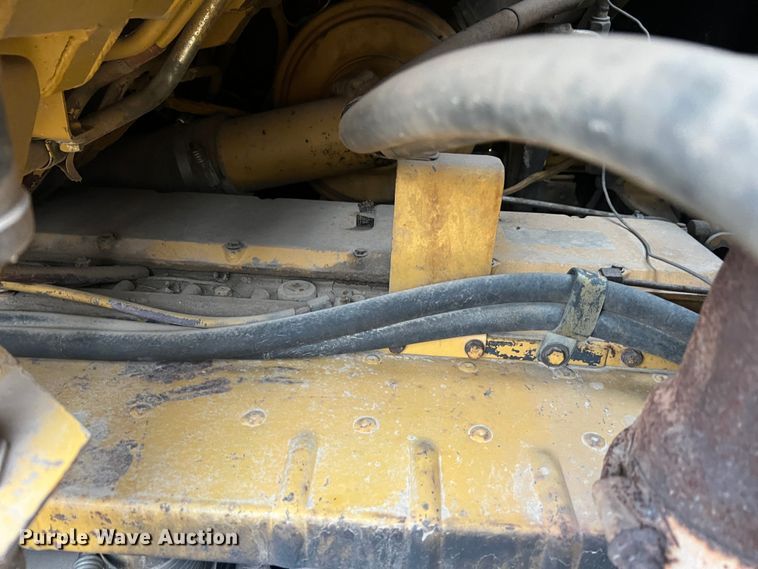 image for item JU9754 1997 Caterpillar 963B  track loader