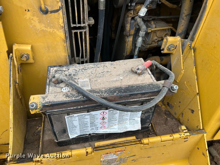image for item JU9754 1997 Caterpillar 963B  track loader