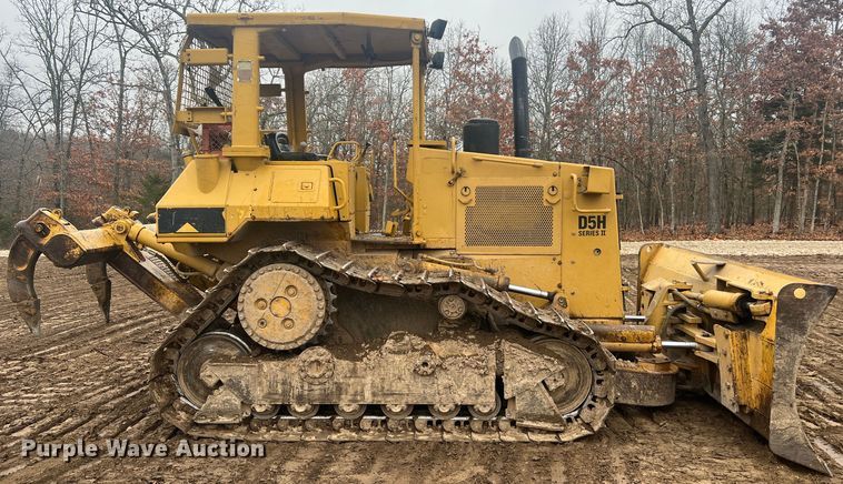image for item JU9755 1990 Caterpillar D5H  dozer