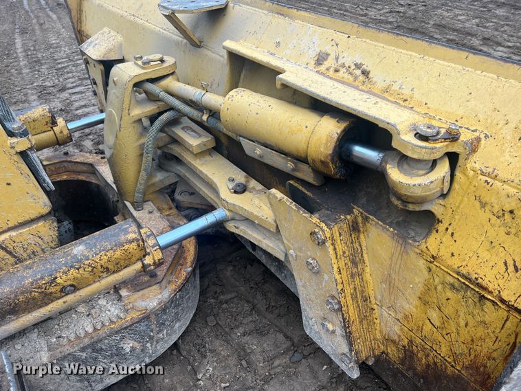 image for item JU9755 1990 Caterpillar D5H  dozer
