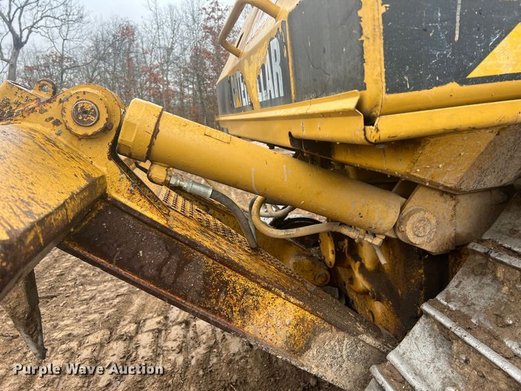 image for item JU9755 1990 Caterpillar D5H  dozer