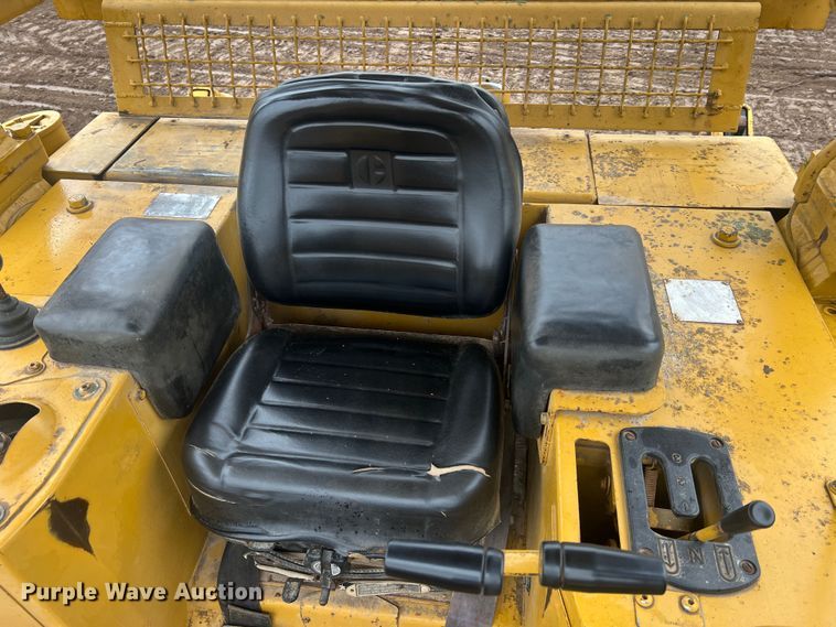 image for item JU9755 1990 Caterpillar D5H  dozer