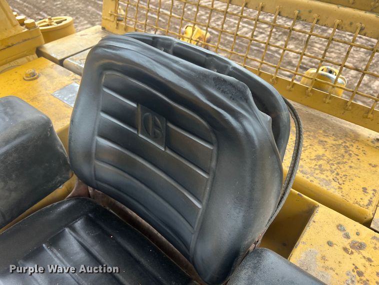 image for item JU9755 1990 Caterpillar D5H  dozer