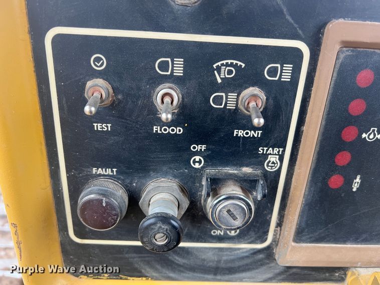 image for item JU9755 1990 Caterpillar D5H  dozer