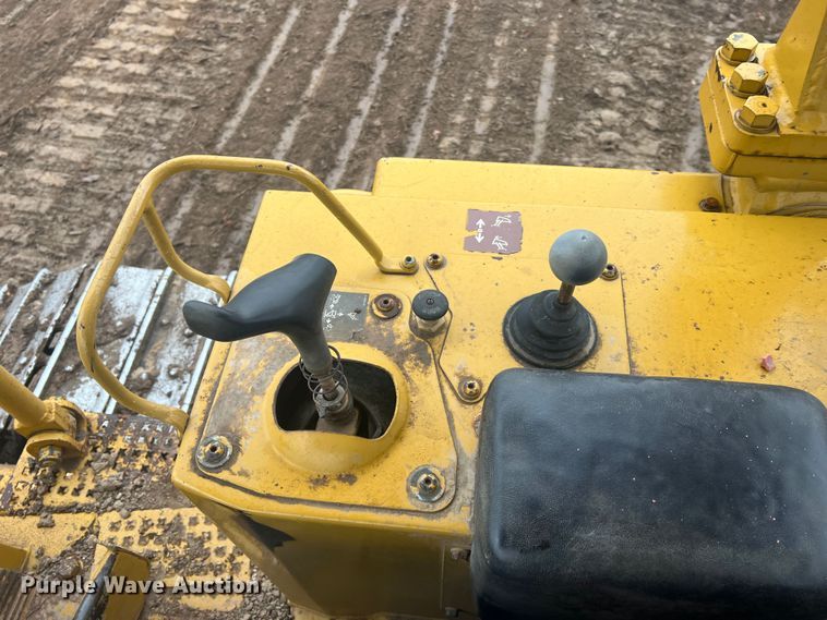 image for item JU9755 1990 Caterpillar D5H  dozer