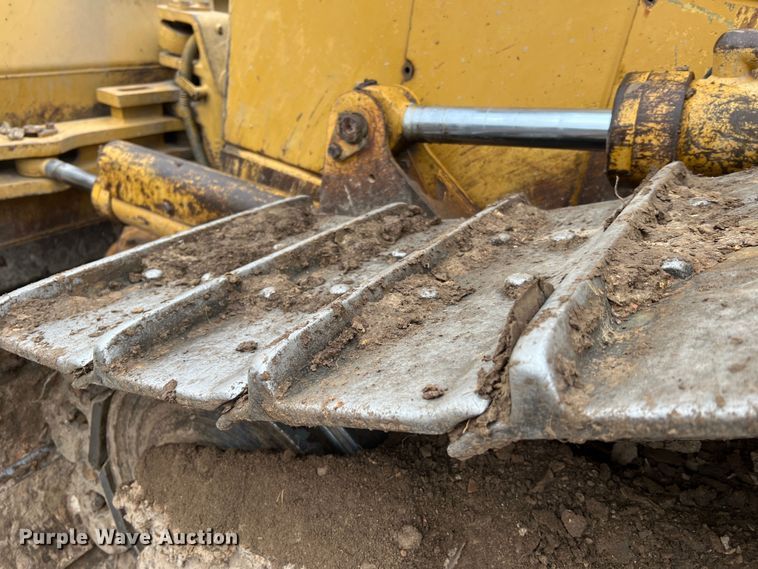 image for item JU9755 1990 Caterpillar D5H  dozer
