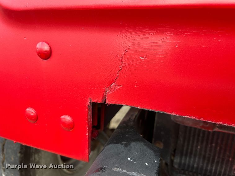 image for item JU9785 1998 International 4900  dump truck