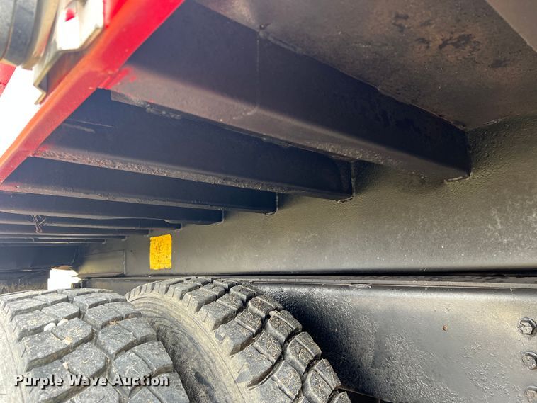 image for item JU9785 1998 International 4900  dump truck