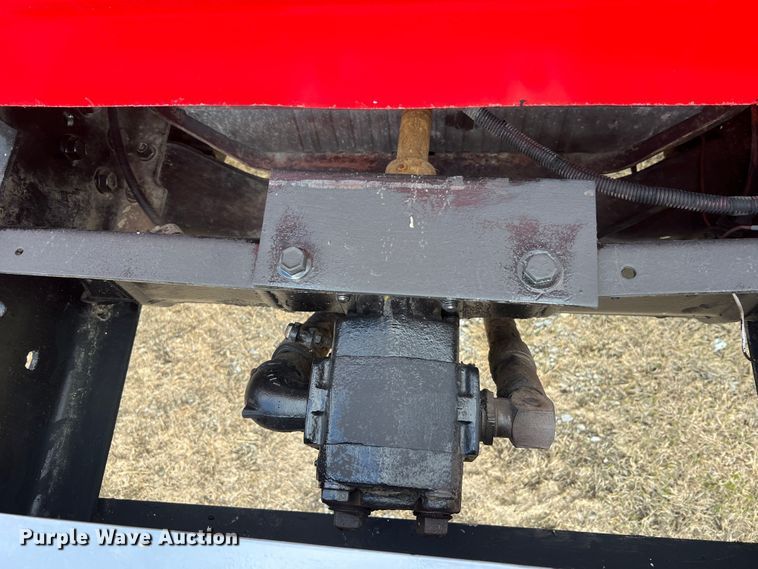 image for item JU9785 1998 International 4900  dump truck