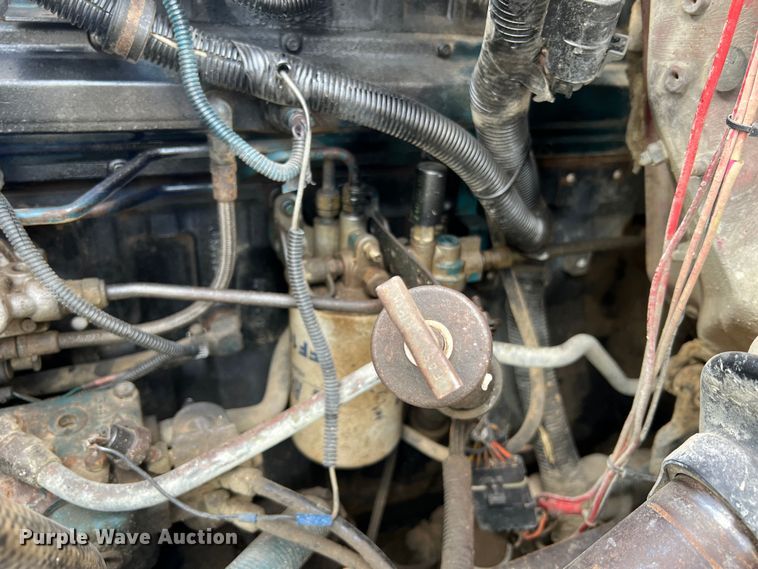 image for item JU9785 1998 International 4900  dump truck