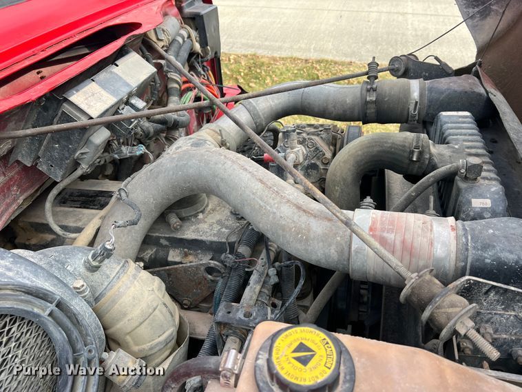 image for item JU9785 1998 International 4900  dump truck