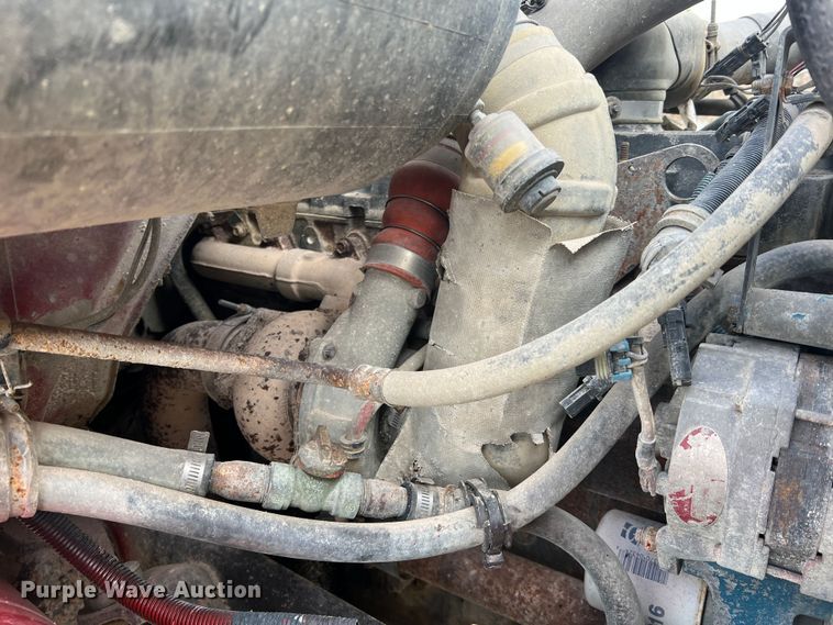 image for item JU9785 1998 International 4900  dump truck