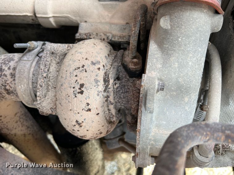 image for item JU9785 1998 International 4900  dump truck