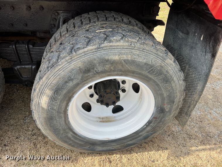 image for item JU9785 1998 International 4900  dump truck