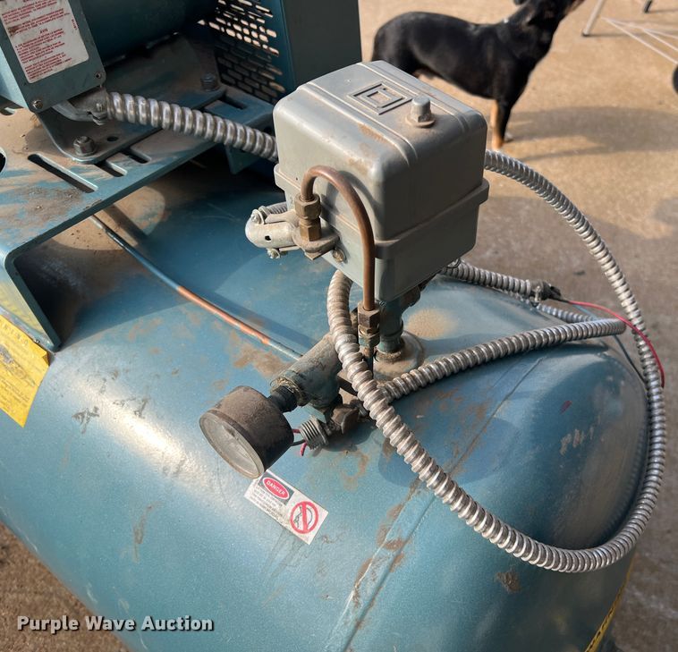 image for item JU9788 Curtis 8SN8E  air compressor