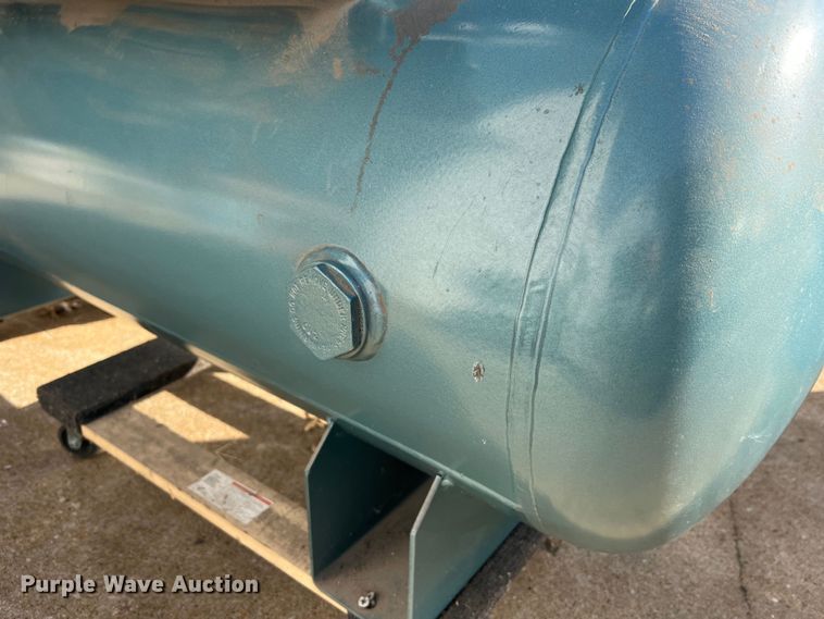 image for item JU9788 Curtis 8SN8E  air compressor