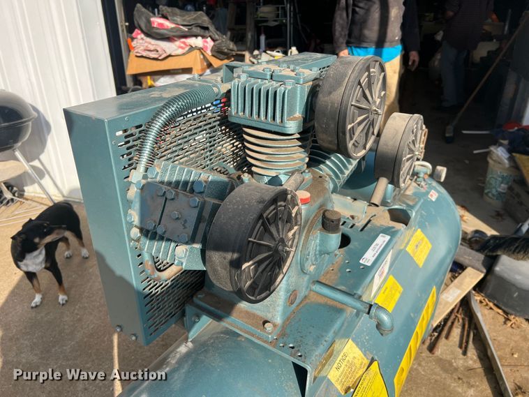 image for item JU9788 Curtis 8SN8E  air compressor