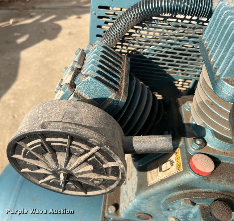 image for item JU9788 Curtis 8SN8E  air compressor