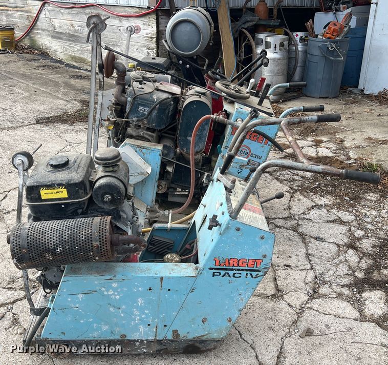 image for item JU9790 (4) concrete saws