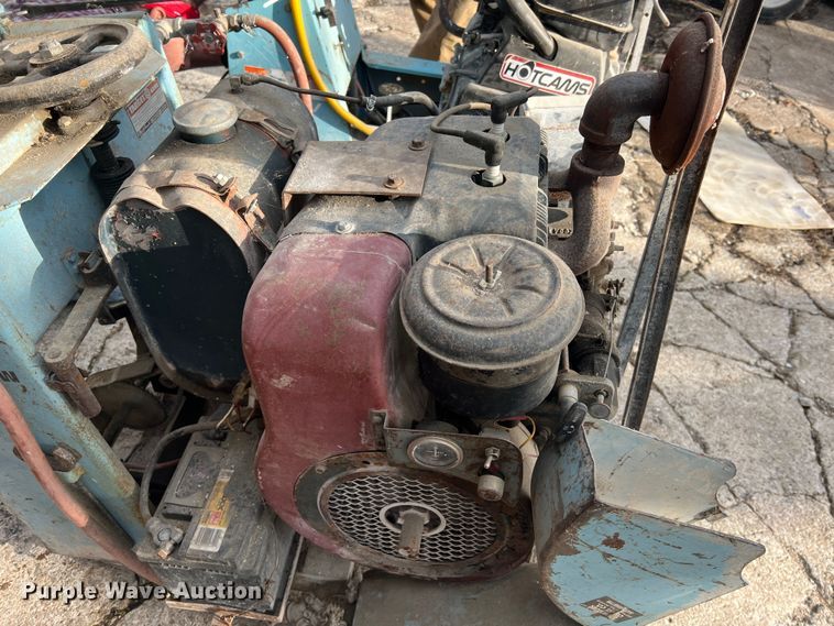 image for item JU9790 (4) concrete saws