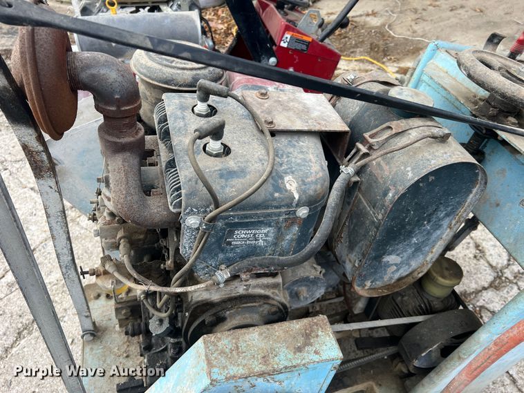 image for item JU9790 (4) concrete saws