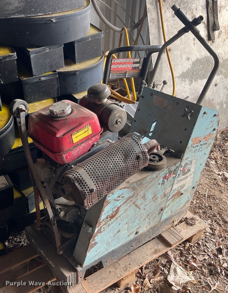 image for item JU9790 (4) concrete saws