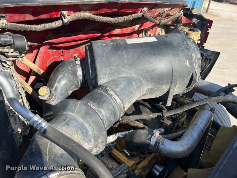 image for item JU9791 2004 Ford F650 Super Duty XL  dump truck