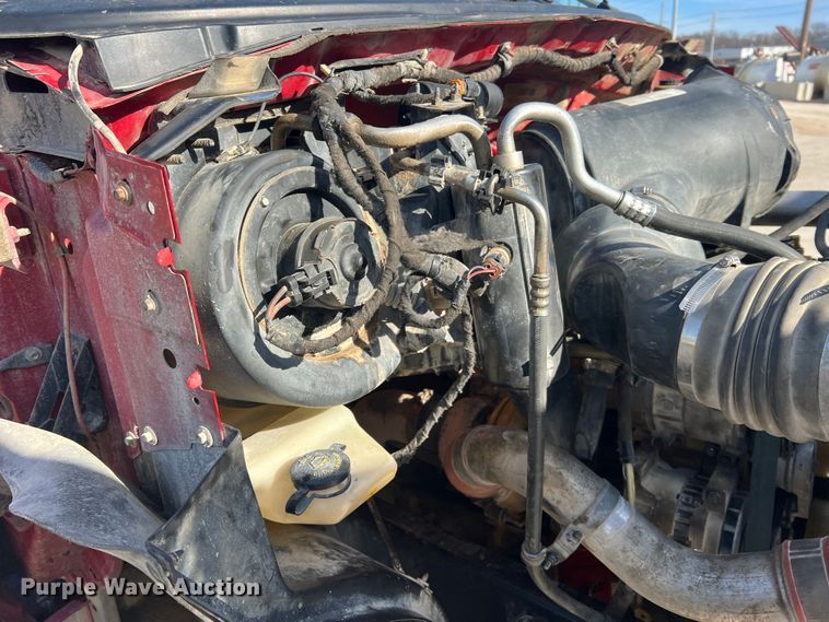 image for item JU9791 2004 Ford F650 Super Duty XL  dump truck