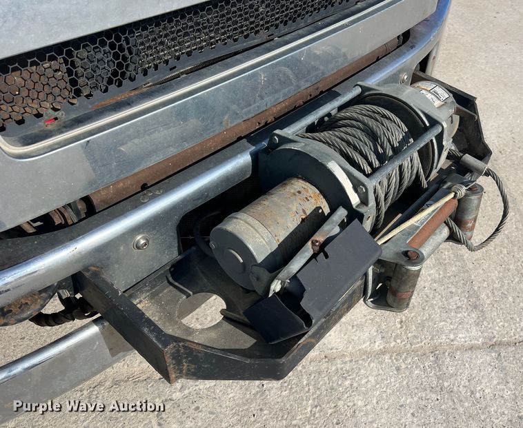 image for item JU9791 2004 Ford F650 Super Duty XL  dump truck