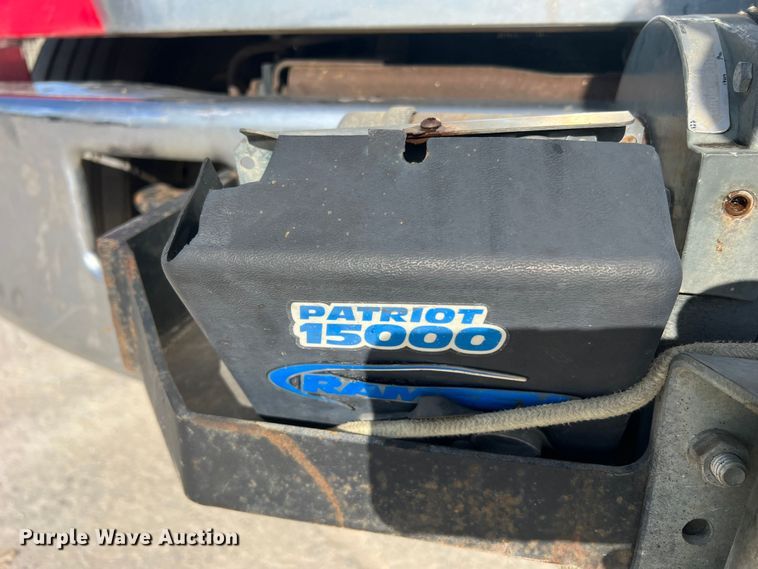 image for item JU9791 2004 Ford F650 Super Duty XL  dump truck