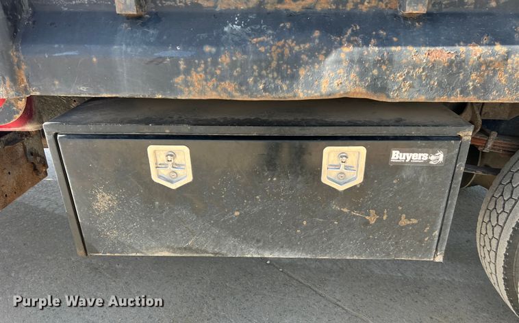 image for item JU9791 2004 Ford F650 Super Duty XL  dump truck