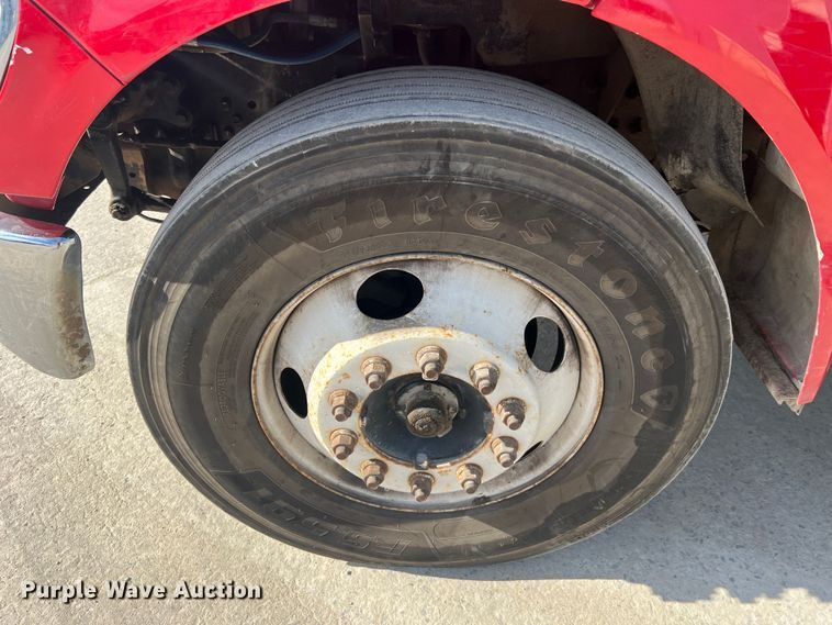 image for item JU9791 2004 Ford F650 Super Duty XL  dump truck