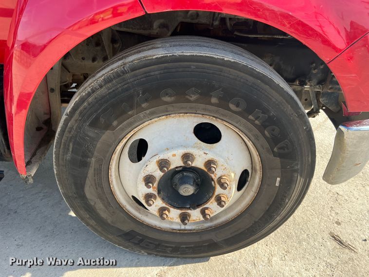 image for item JU9791 2004 Ford F650 Super Duty XL  dump truck