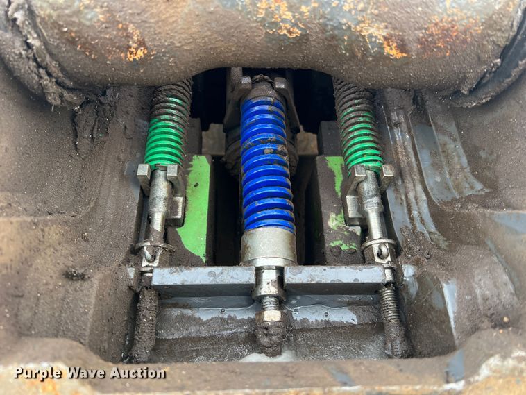 image for item JU9861 2017 Doosan DX140LCR-5  excavator