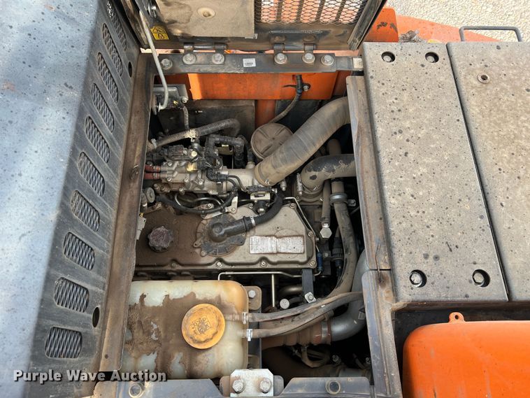 image for item JU9861 2017 Doosan DX140LCR-5  excavator