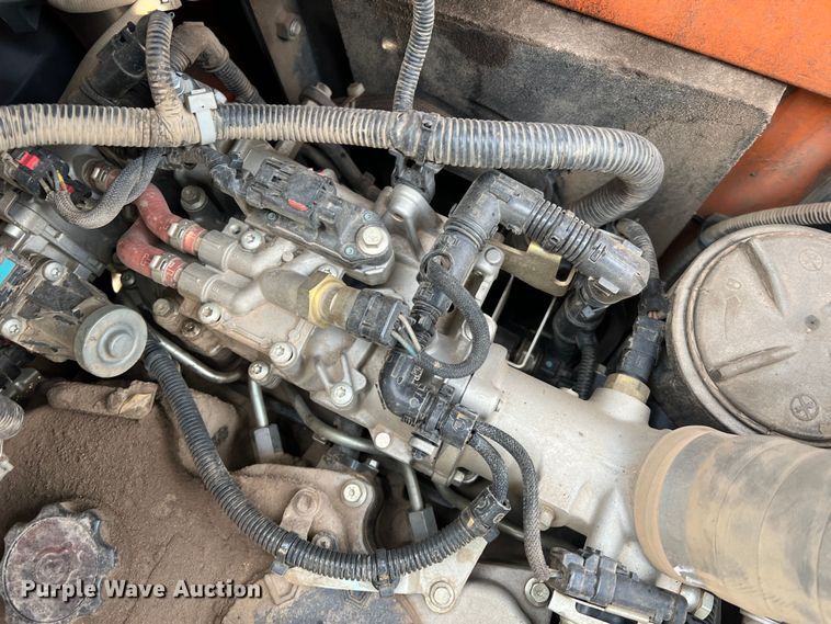 image for item JU9861 2017 Doosan DX140LCR-5  excavator