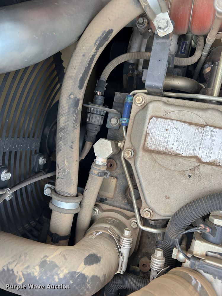 image for item JU9861 2017 Doosan DX140LCR-5  excavator