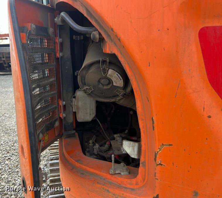 image for item JU9861 2017 Doosan DX140LCR-5  excavator