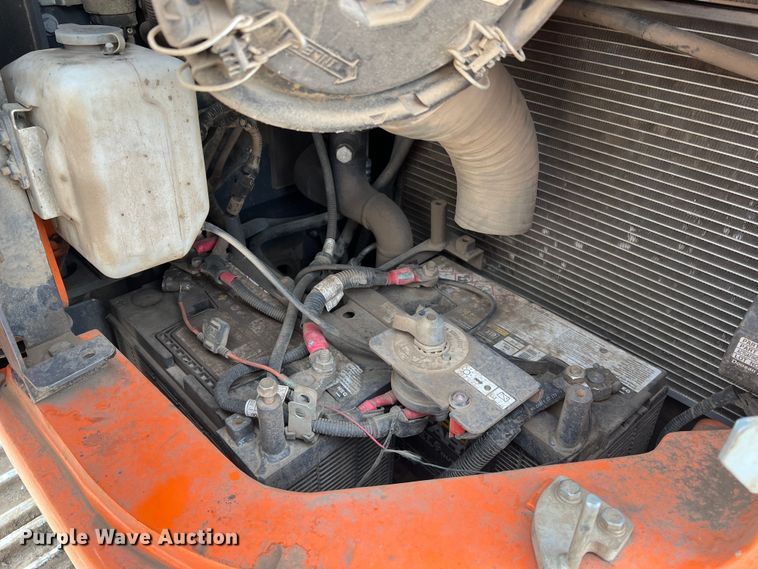 image for item JU9861 2017 Doosan DX140LCR-5  excavator