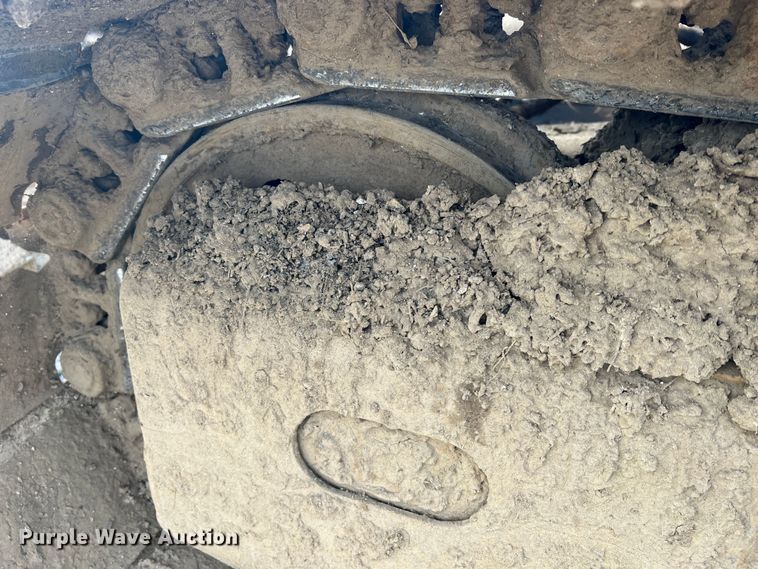 image for item JU9861 2017 Doosan DX140LCR-5  excavator