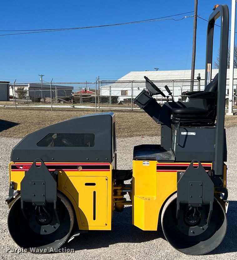 image for item JV9466 2007 Stone WP6100  double drum vibratory roller